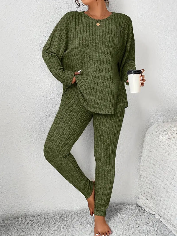 [Leve 2 Pague 1] Pijama Feminino Inverno Aconchegante (Frescor no toque, calor por dentro) + BRINDE: 1 Pantufa Nuvem Antifrío